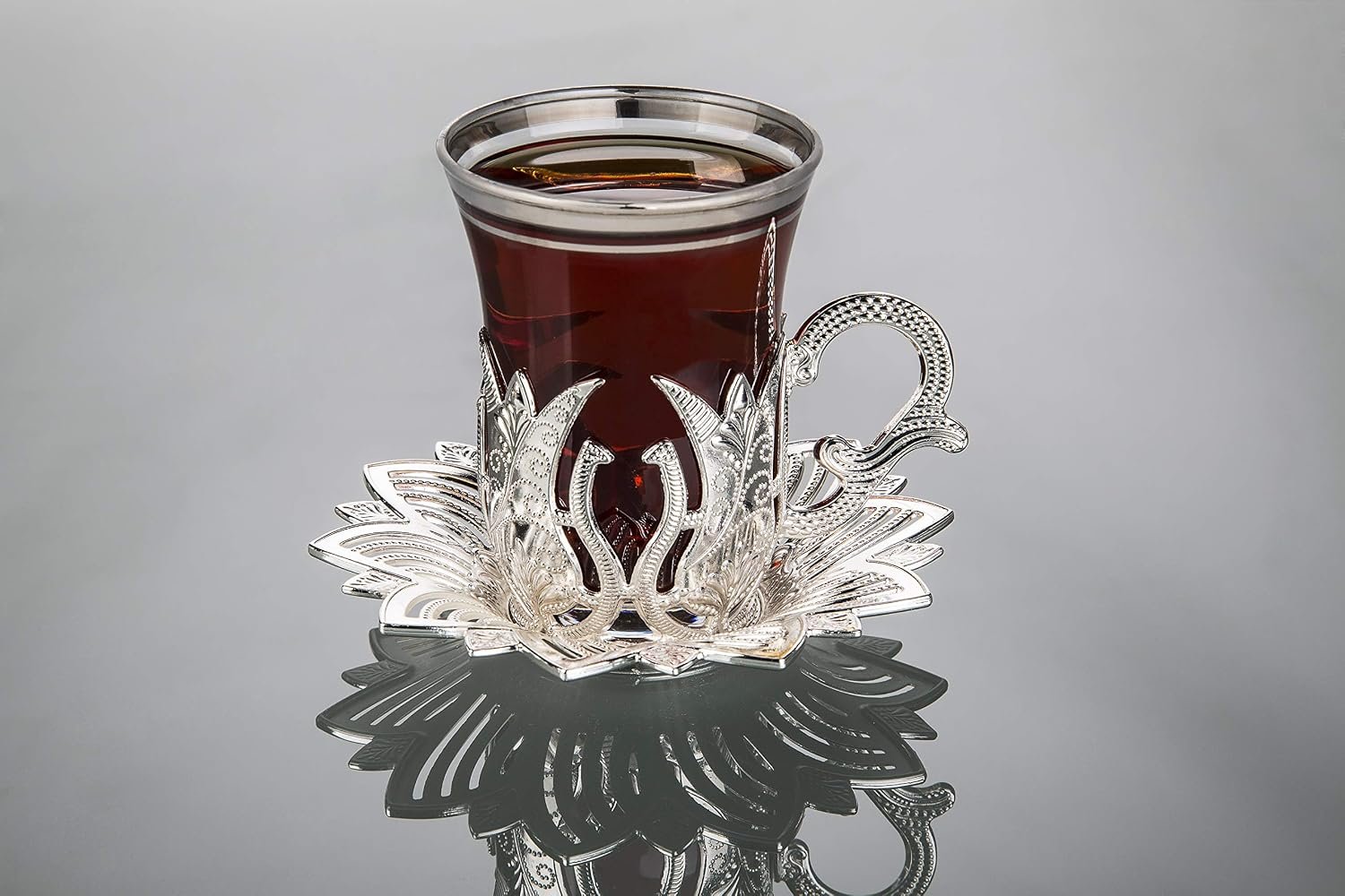 6-Piece Silver Vintage Tea Glass Set with Saucers - Image 2